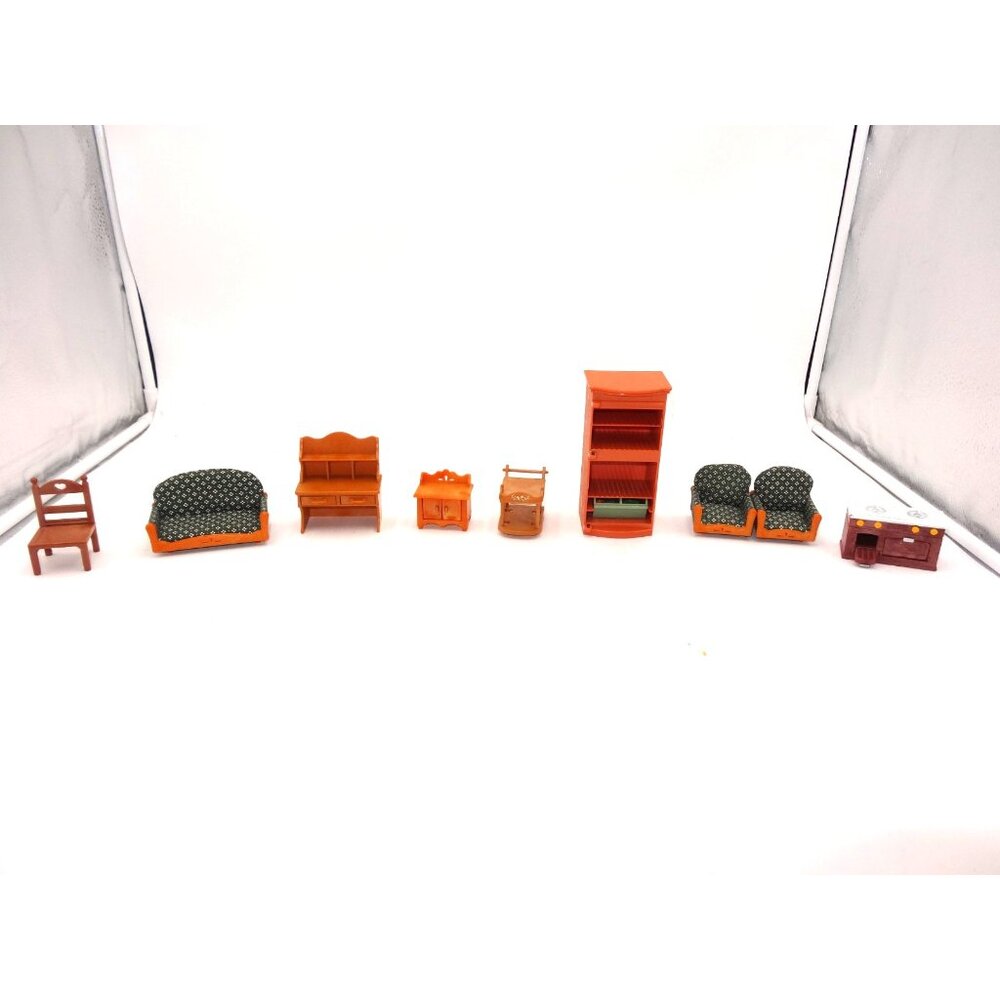 Calico Critters/Sylvanian Families Living Room Furniture and Loving Family Refri